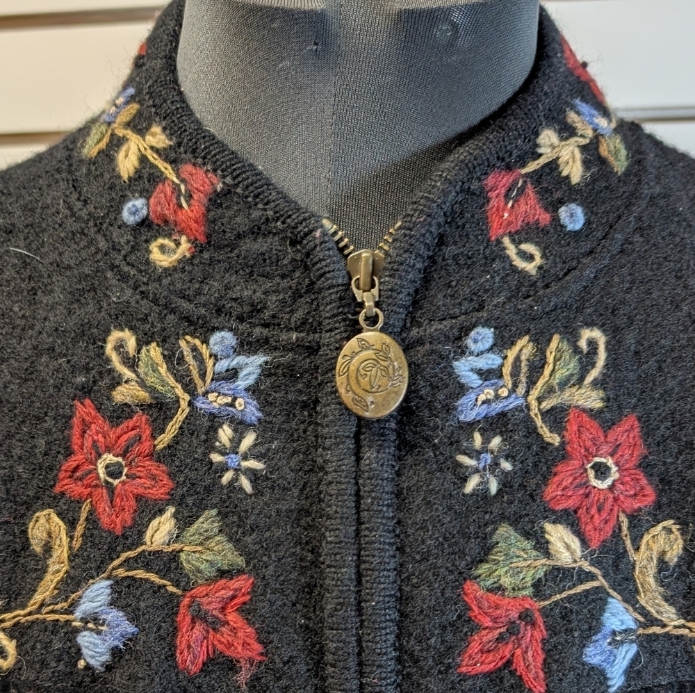 Icelandic Design | Wool Zip Front Lined Cardigan w/ Embroidered Yoke Size XL EUC - Picture 2 of 10